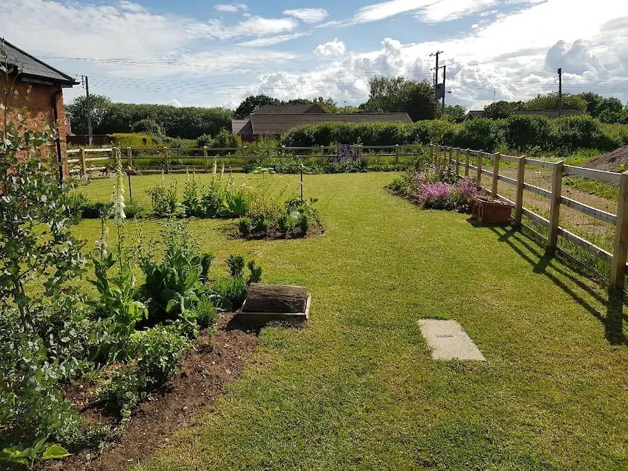 Sweet Meadow Lodge Exeter