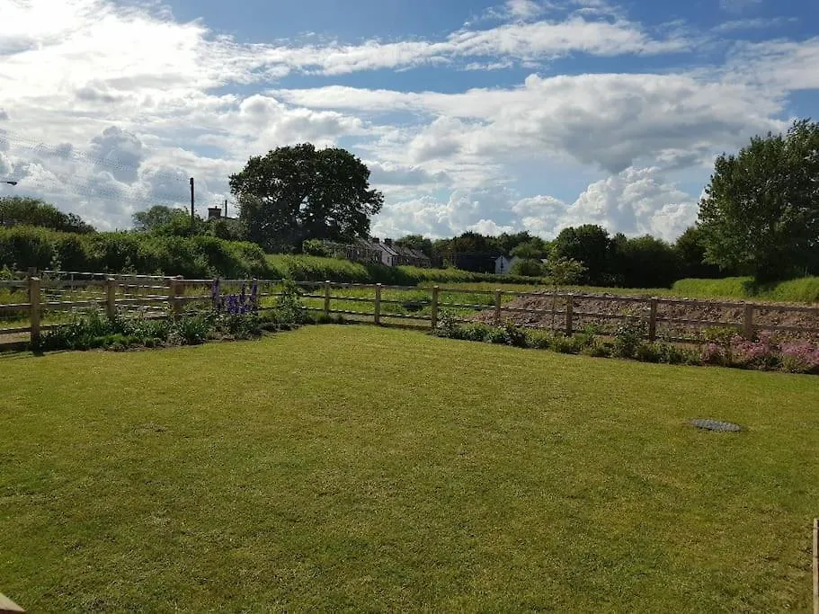 Sweet Meadow Lodge Exeter Apartment